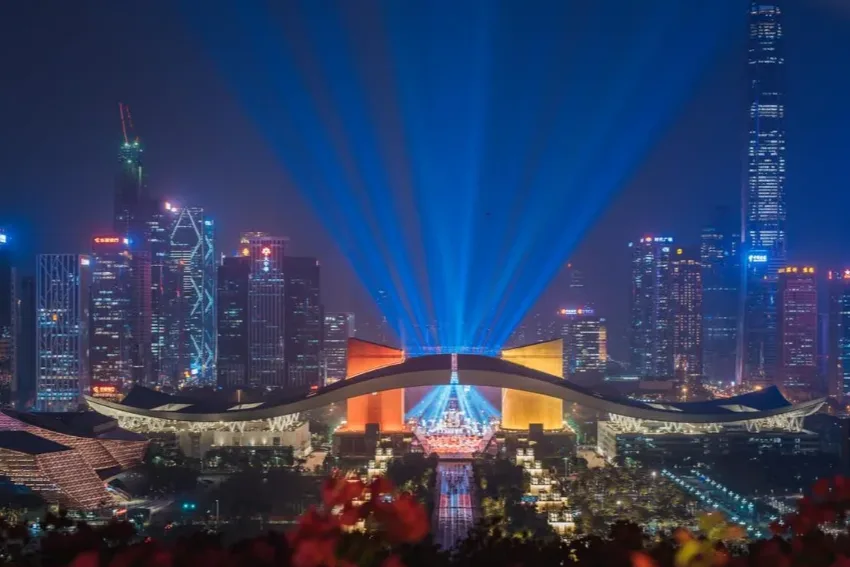 Classic Shenzhen: Modern Wonders & Cultural Heritage Tour photo 0